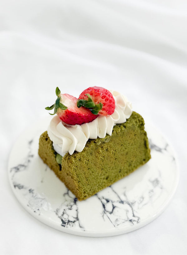 Matcha Strawberry Mochi Cotton Sliced Cake